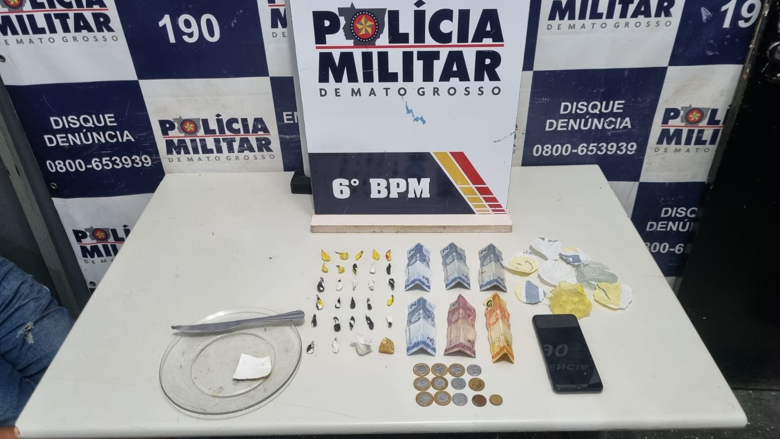 Quatro detidos e drogas apreendidas em operação policial em Cáceres