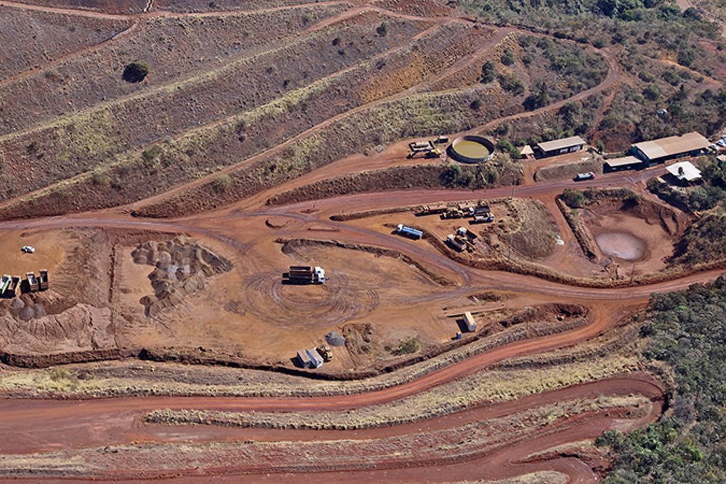 Diretor-geral da ANM é indiciado por exploração ilegal de minério em Minas Gerais