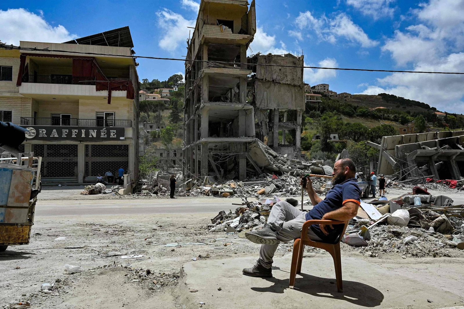 Líbano enfrenta novo ataque aéreo israelense após acordo de paz