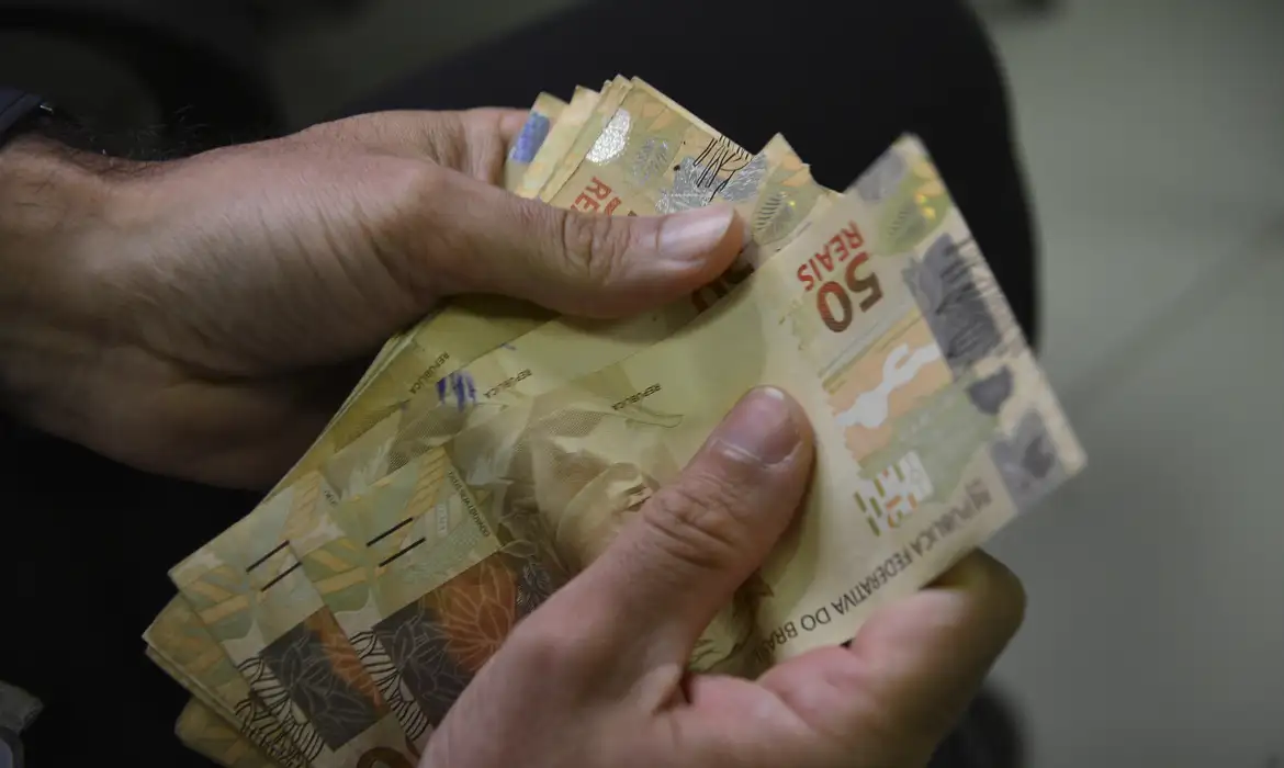 Caixa Econômica inicia pagamento do Bolsa Família para beneficiários com NIS final 9