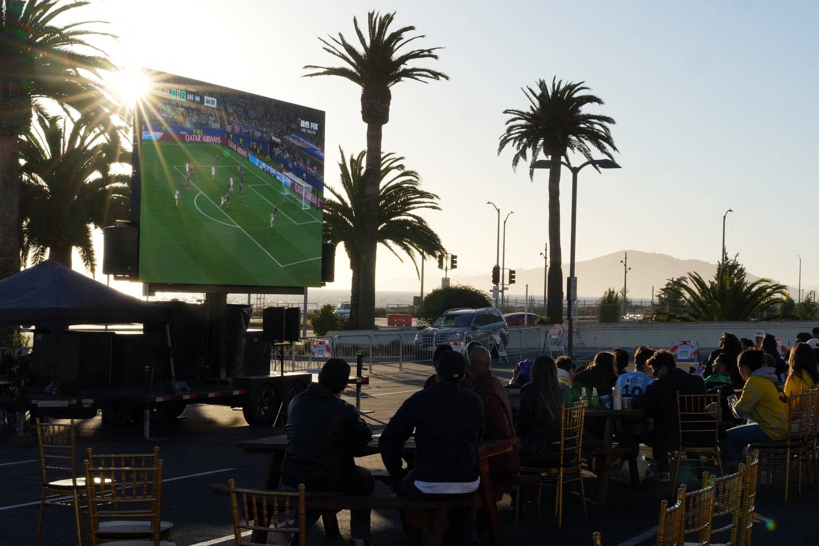Tiroteio em fan zone da Copa do Mundo na Califórnia resulta em uma morte
