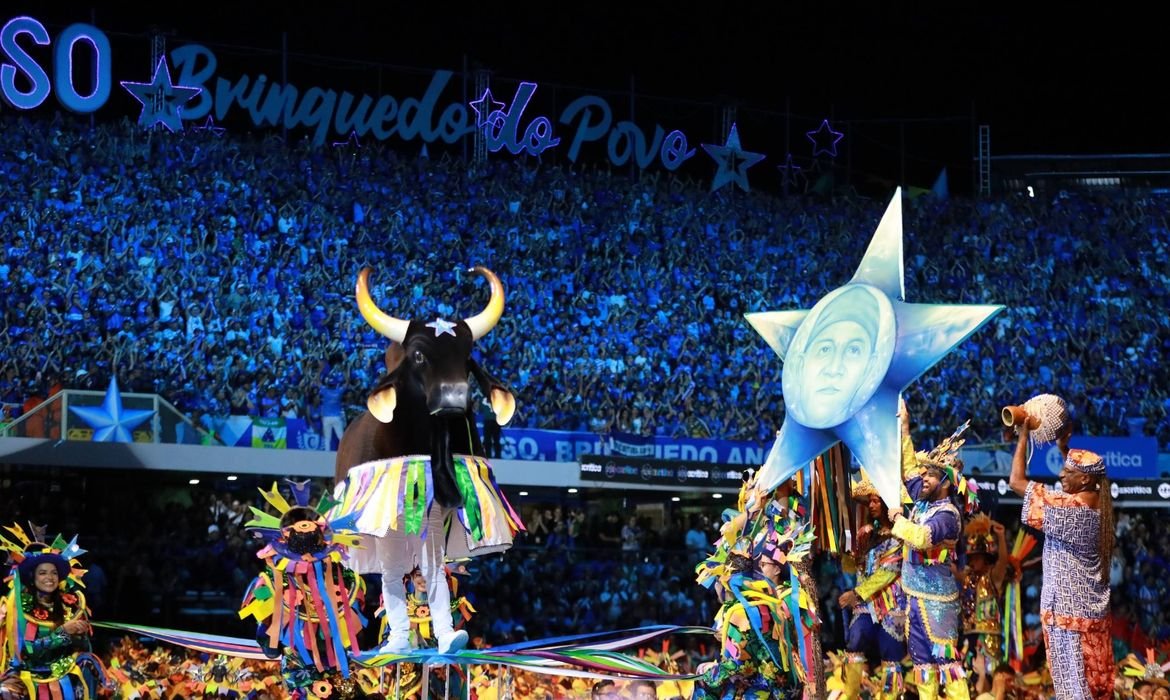 Boi Caprichoso conquista o 27º título no Festival de Parintins 2026