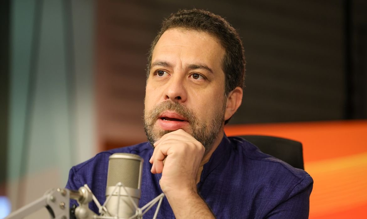 Boulos critica lobbies que impedem o fim da jornada 6 por 1 e a implementação do Move Brasil