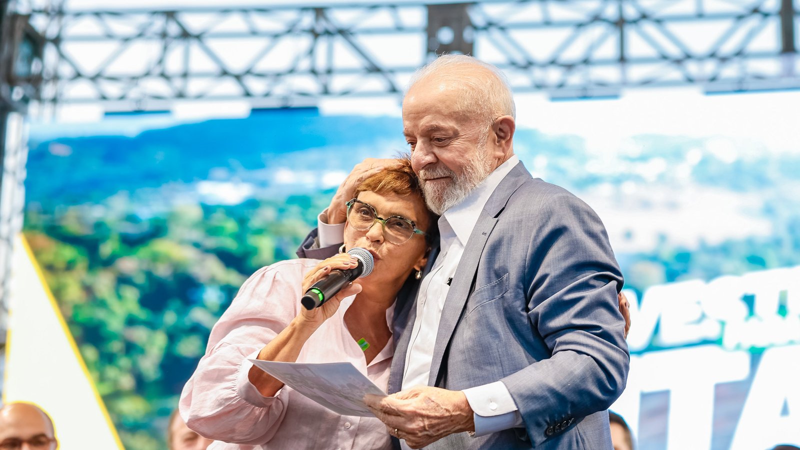 Clima tenso no PT após recuo de Pacheco e candidatura improvisada em Minas