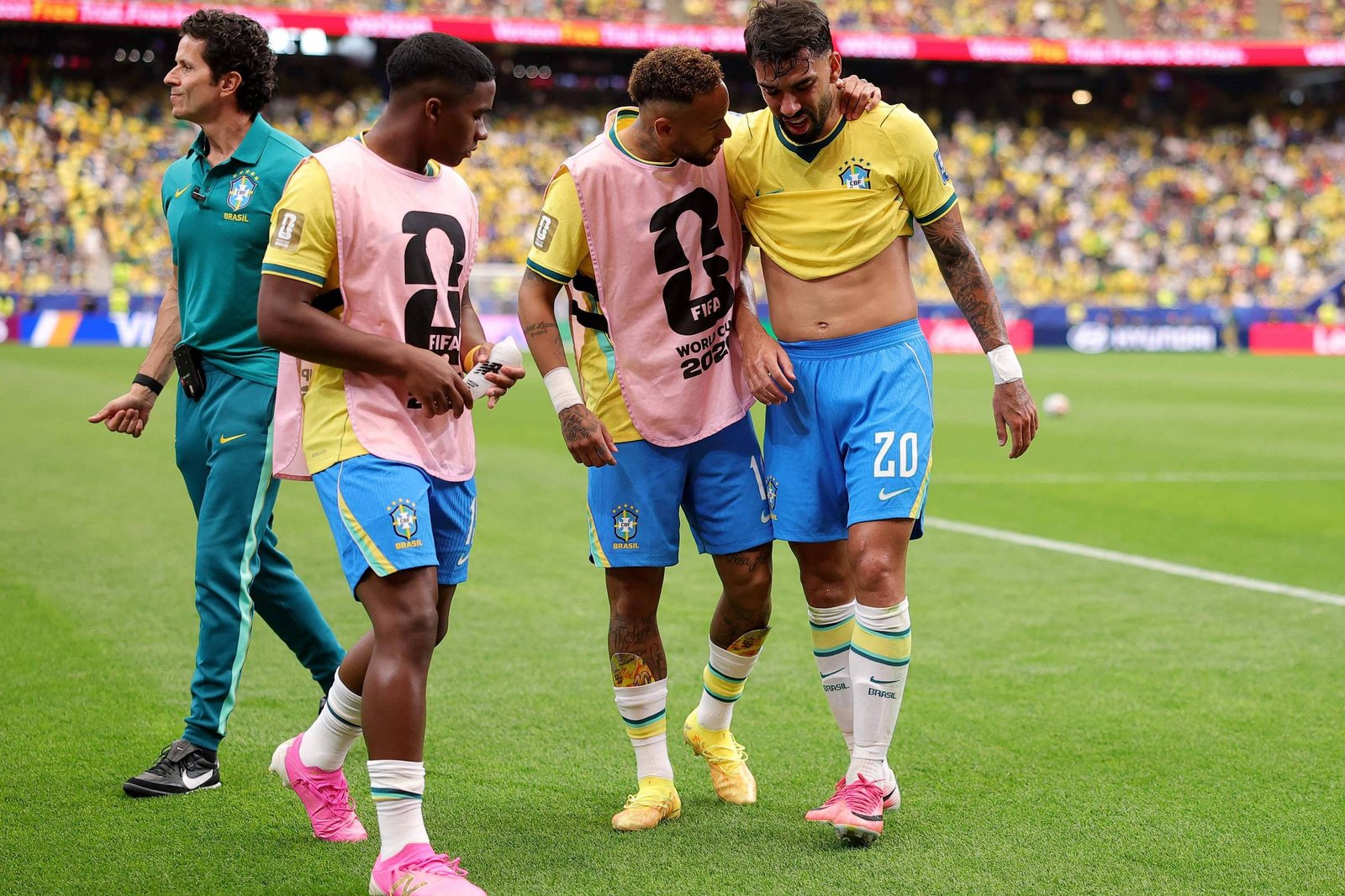 Paquetá desfalca Brasil nas oitavas de final do Mundial devido a lesão