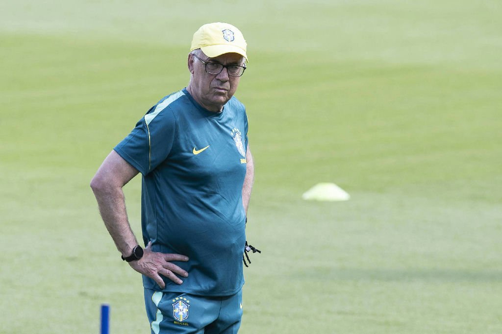 Ancelotti anuncia despedida de veteranos e foca na Copa América de 2028