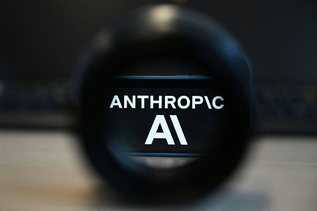 Anthropic defende Ias de código aberto e pede testes de segurança