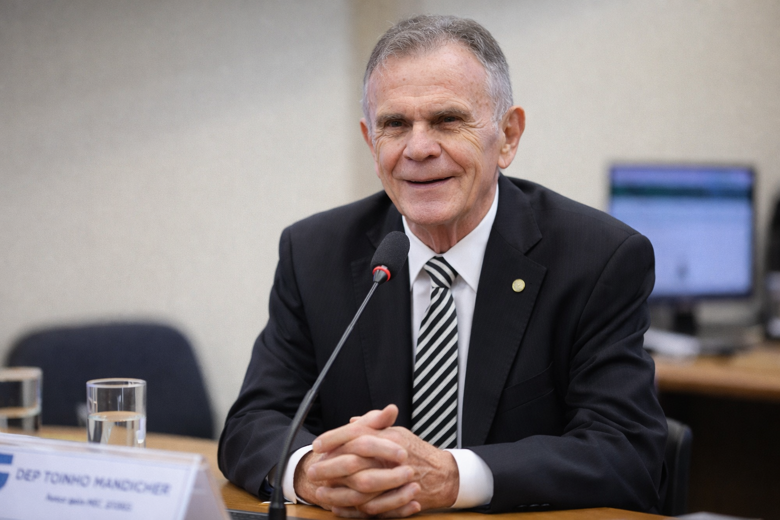 Câmara aprova projeto que desvincula multas de trânsito de veículos alugados