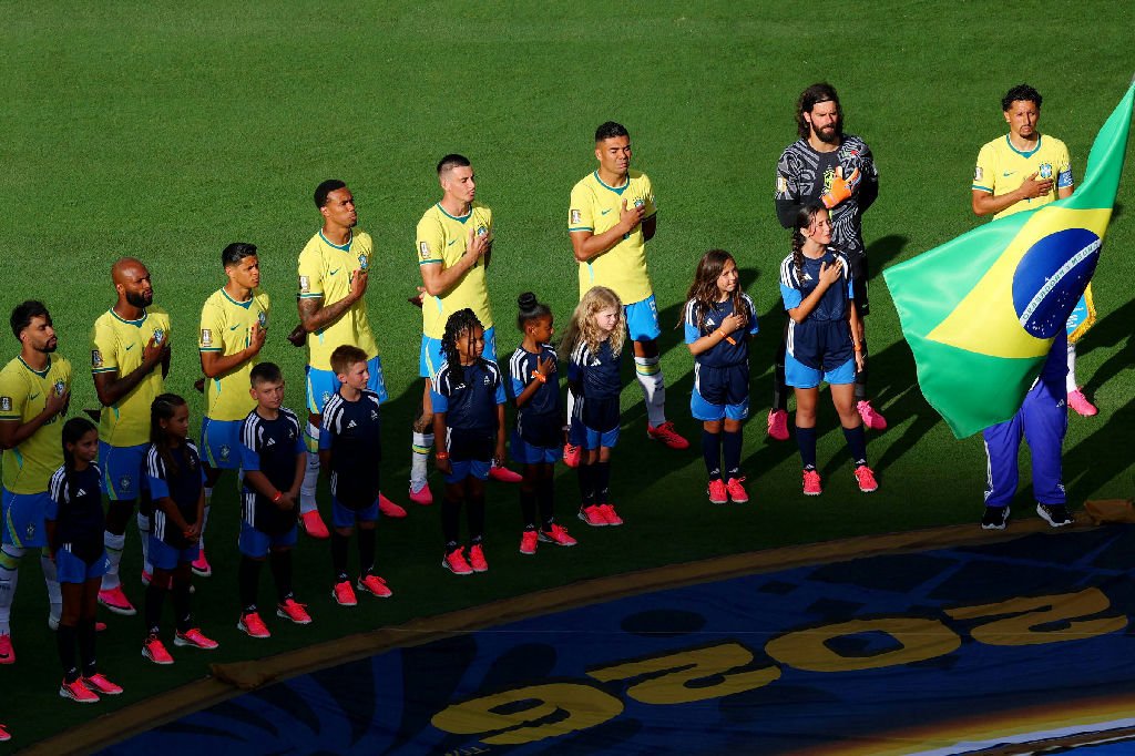 Chuteiras rosas dominam Copa do Mundo, mas Adidas afirma que foi 'coincidência'