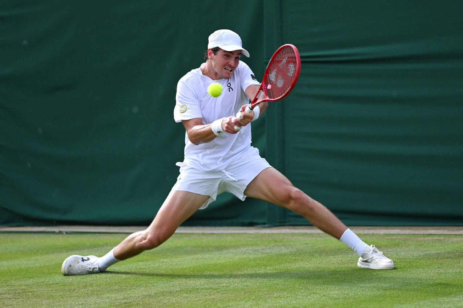 João Fonseca vence Jesper de Jong e avança para a terceira rodada de Wimbledon