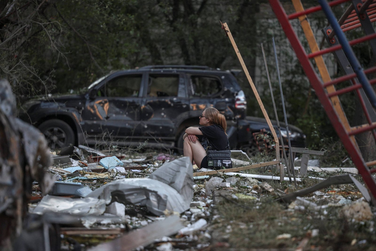 Ataque aéreo em Kiev deixa dez mortos e mais de 50 feridos