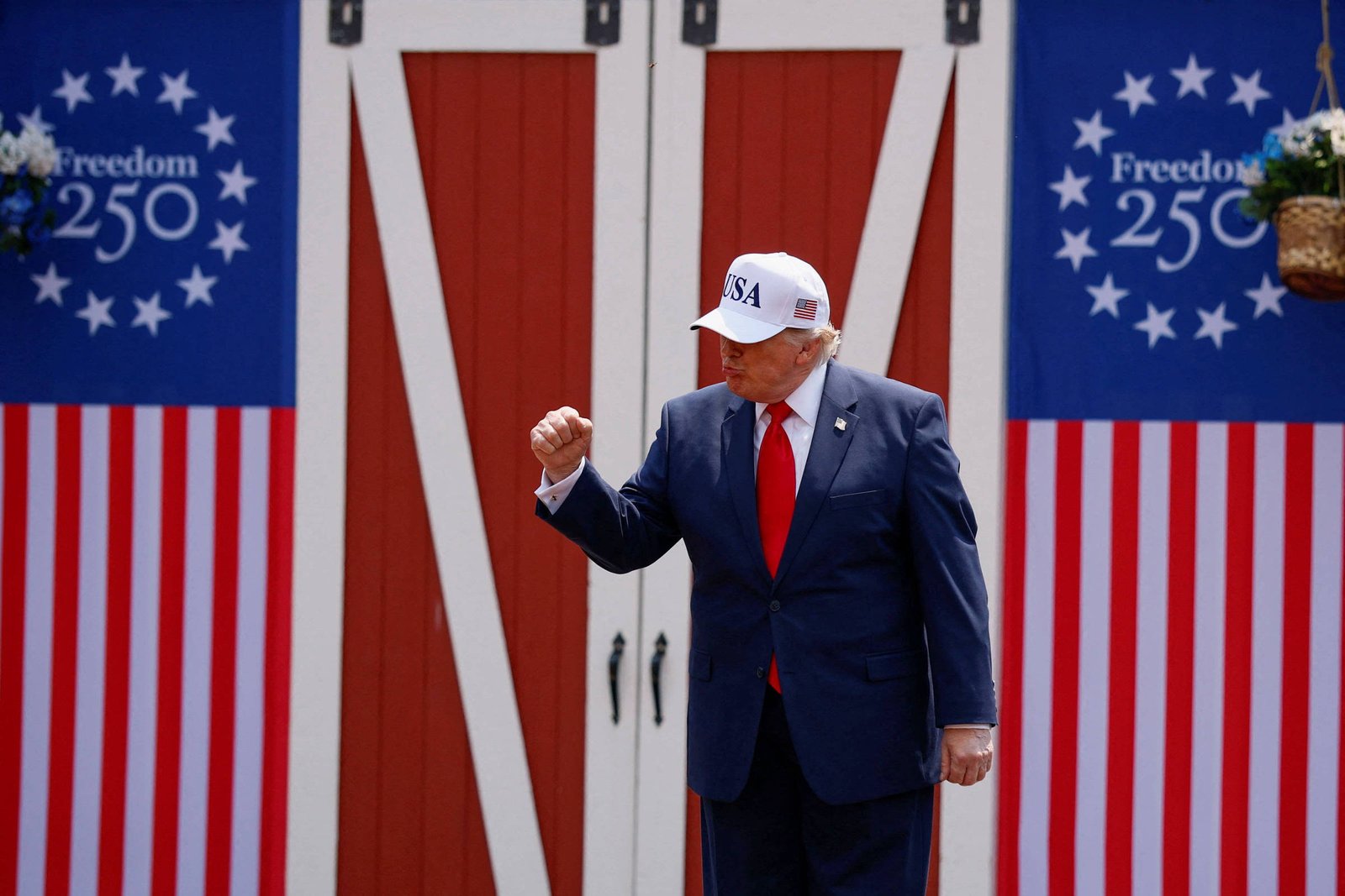 Guerra e eventos esportivos afastam Donald Trump da Copa do Mundo