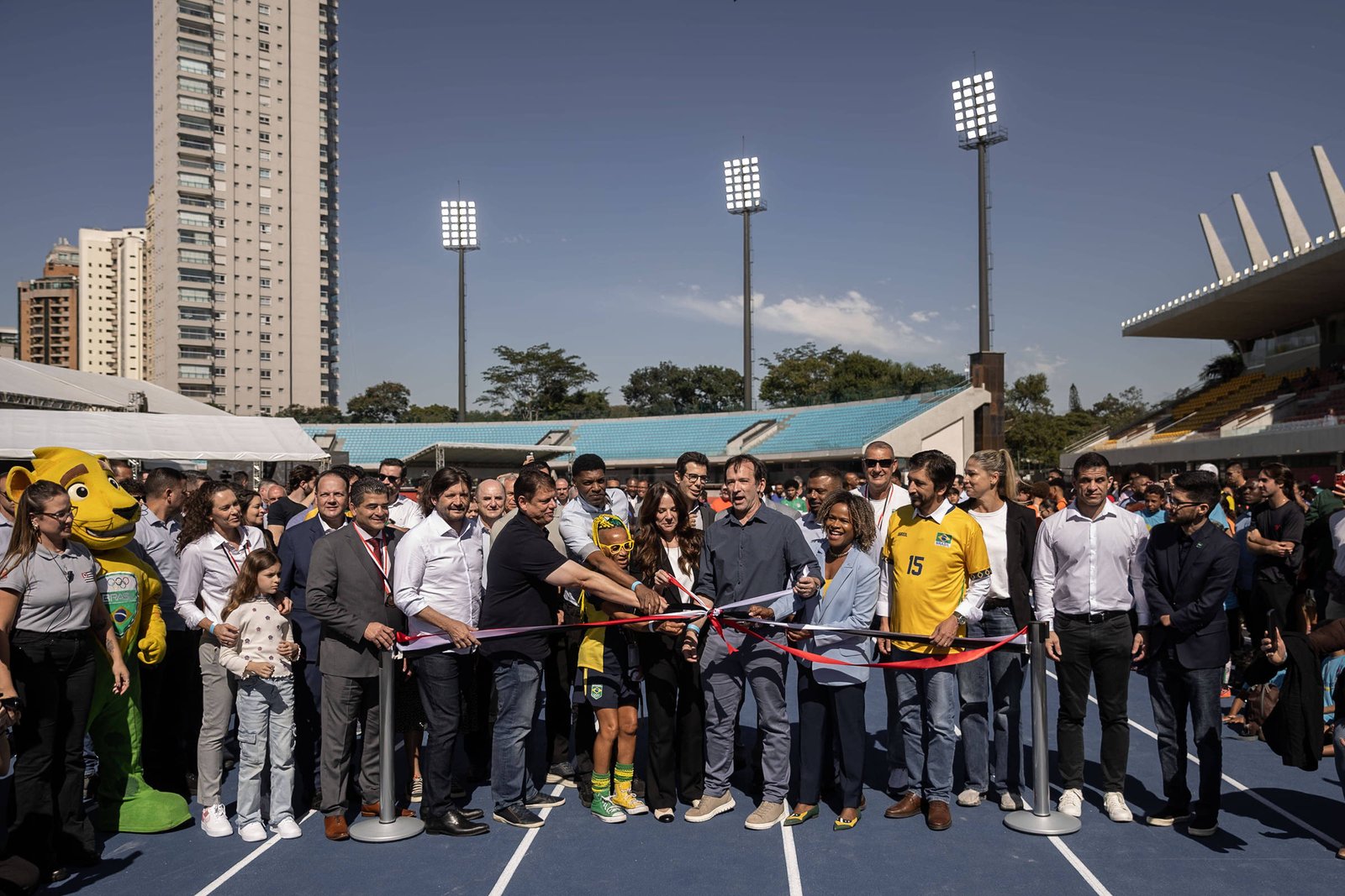 Tarcísio reinaugura estádio do Ibirapuera após reforma de R$ 88 milhões