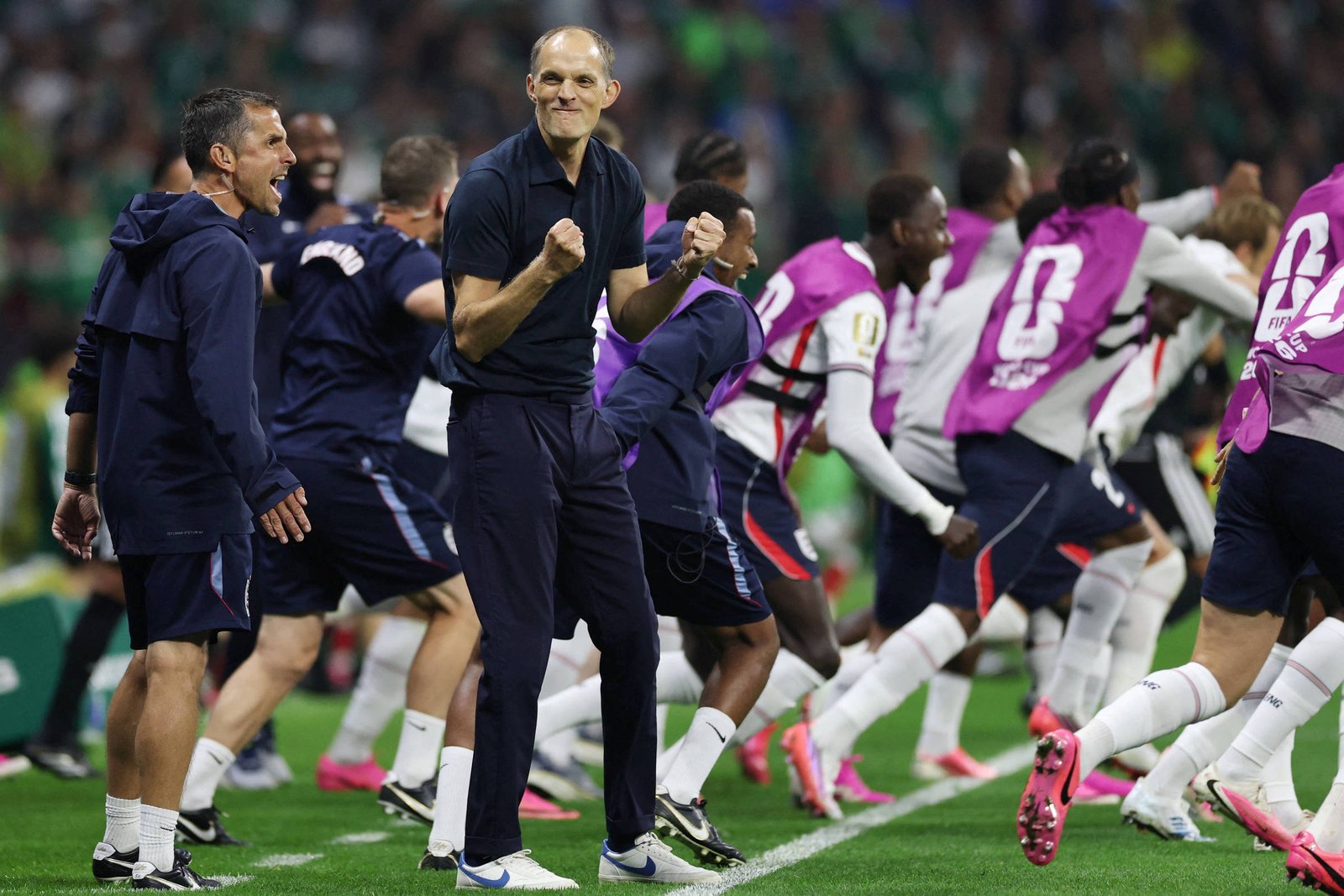 Thomas Tuchel celebra vitória da Inglaterra como se fosse a final da Copa do Mundo