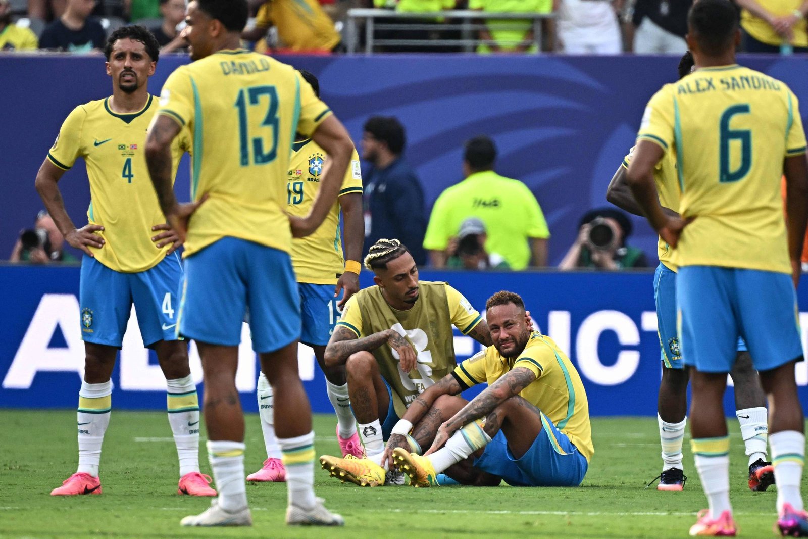 Eliminação da seleção brasileira para a Noruega expõe crise no futebol nacional