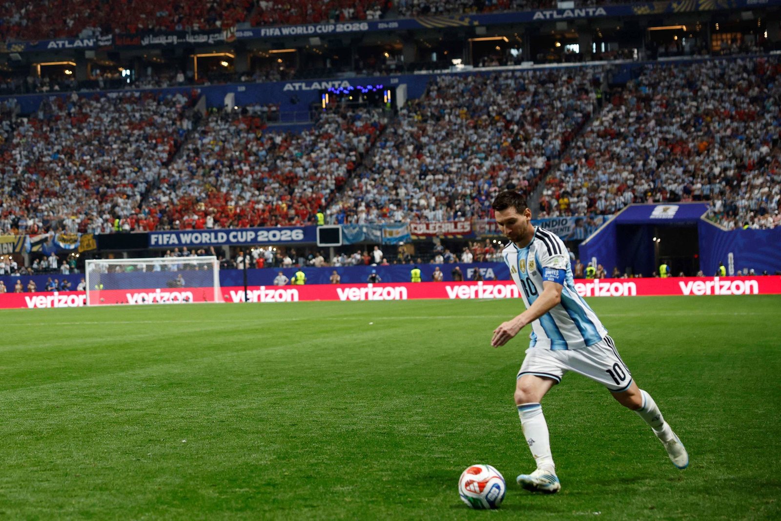 Messi enfrenta dificuldades contra o Egito e precisa de mais toques para finalizar na Copa