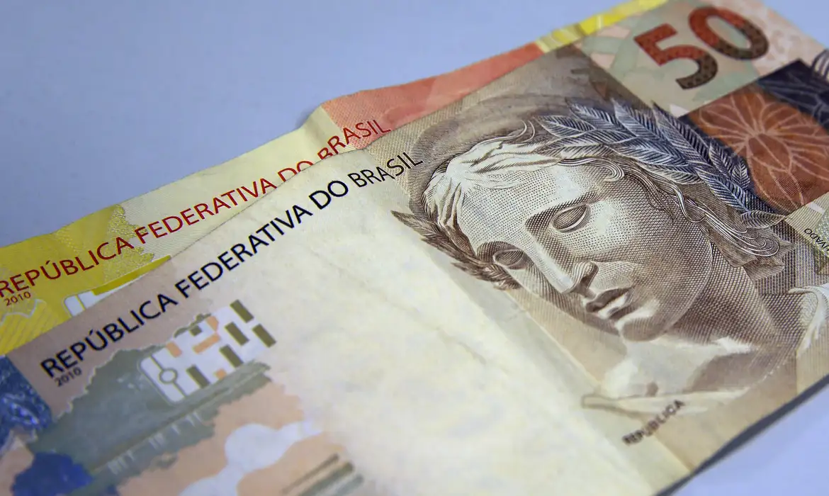 Poupança registra saques de R$39,3 bilhões a mais que depósitos no primeiro semestre