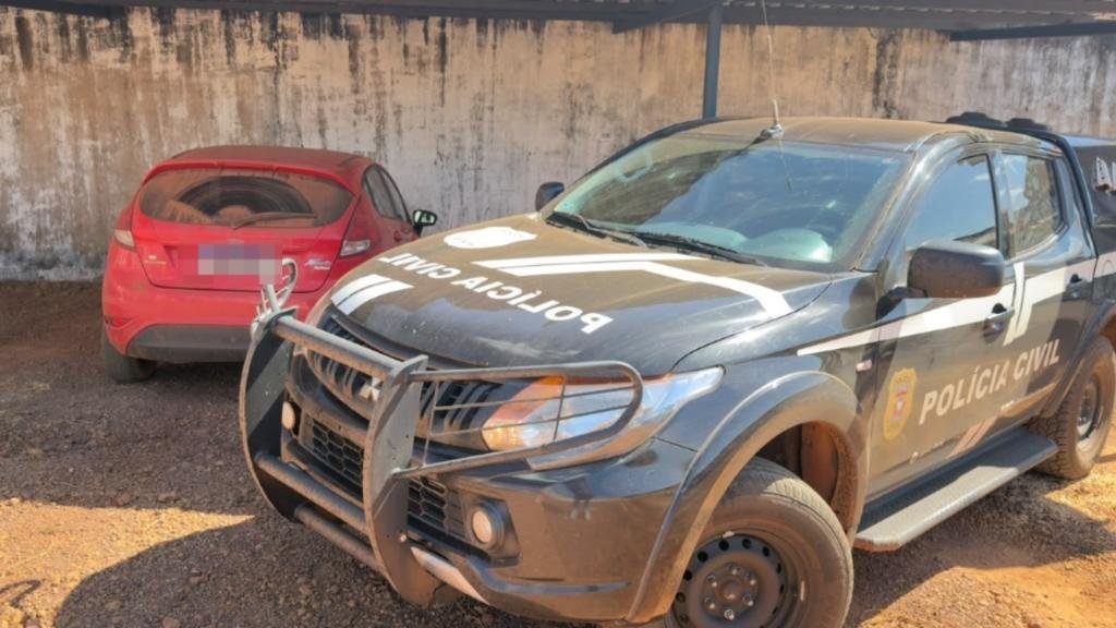 Polícias Civil e Militar recuperam veículo clonado em Tabaporã