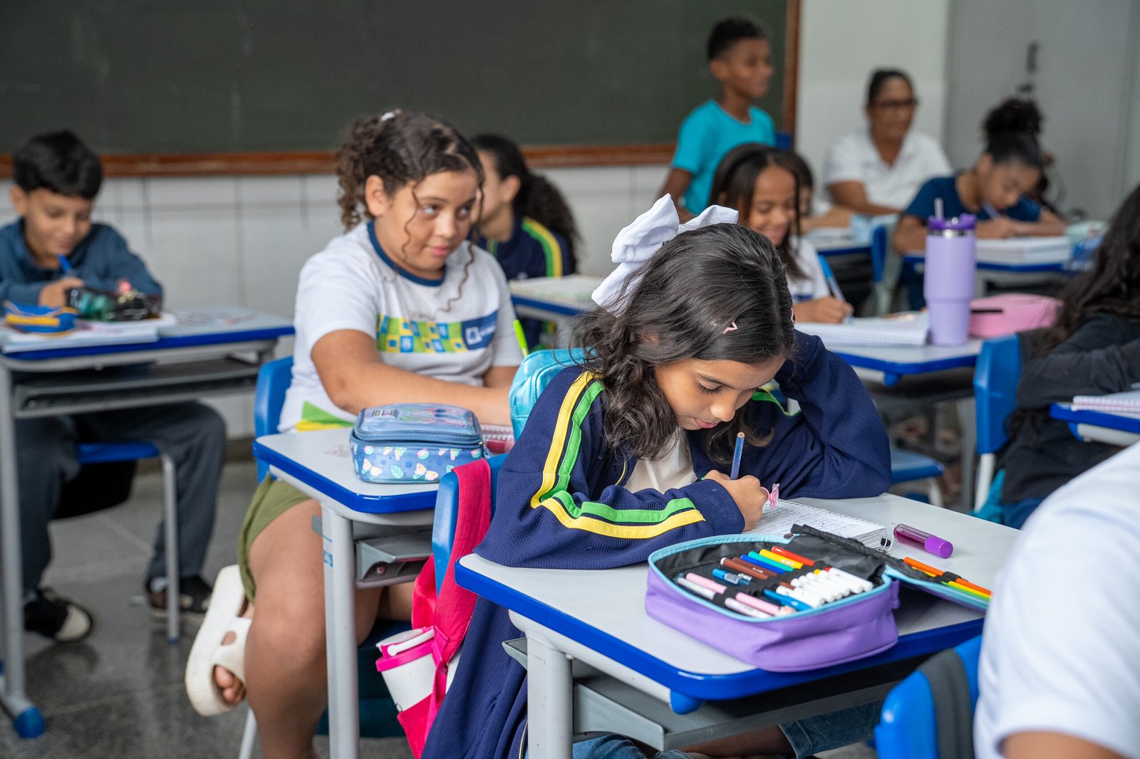 Rondonópolis implementa gratificação anual para professores em busca de valorização profissional