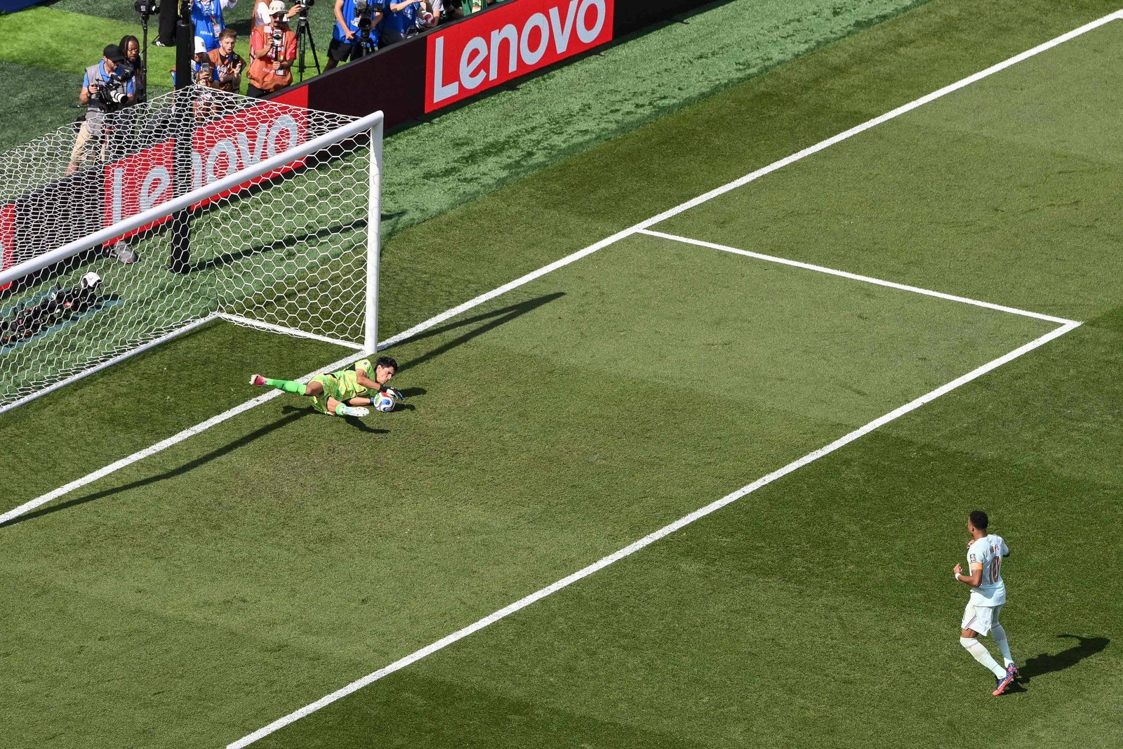 Mbappé critica árbitro após pênalti perdido na Copa do Mundo