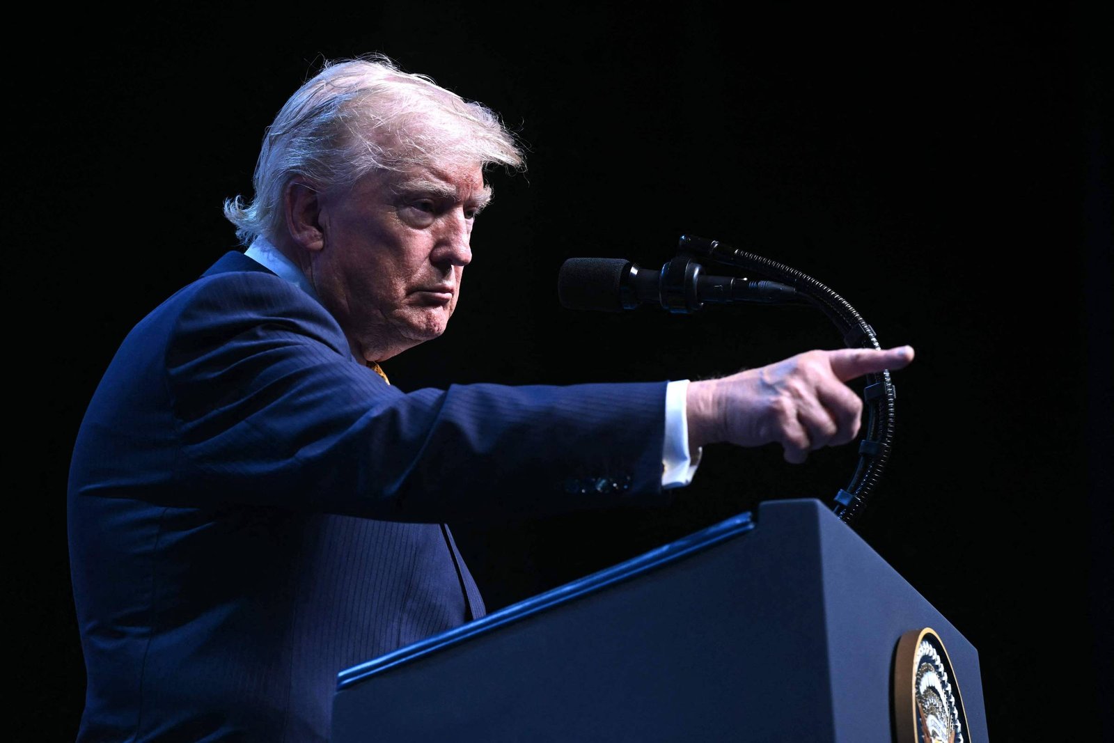 Trump critica sistema eleitoral americano em discurso à nação