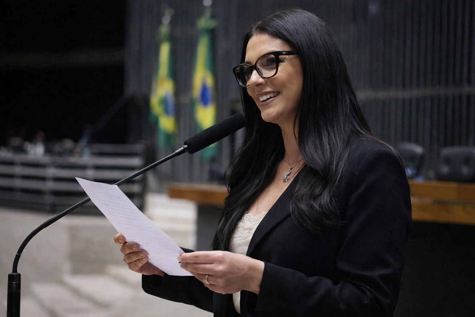 Câmara aprova projeto que aumenta penas para desobediência em abordagens policiais