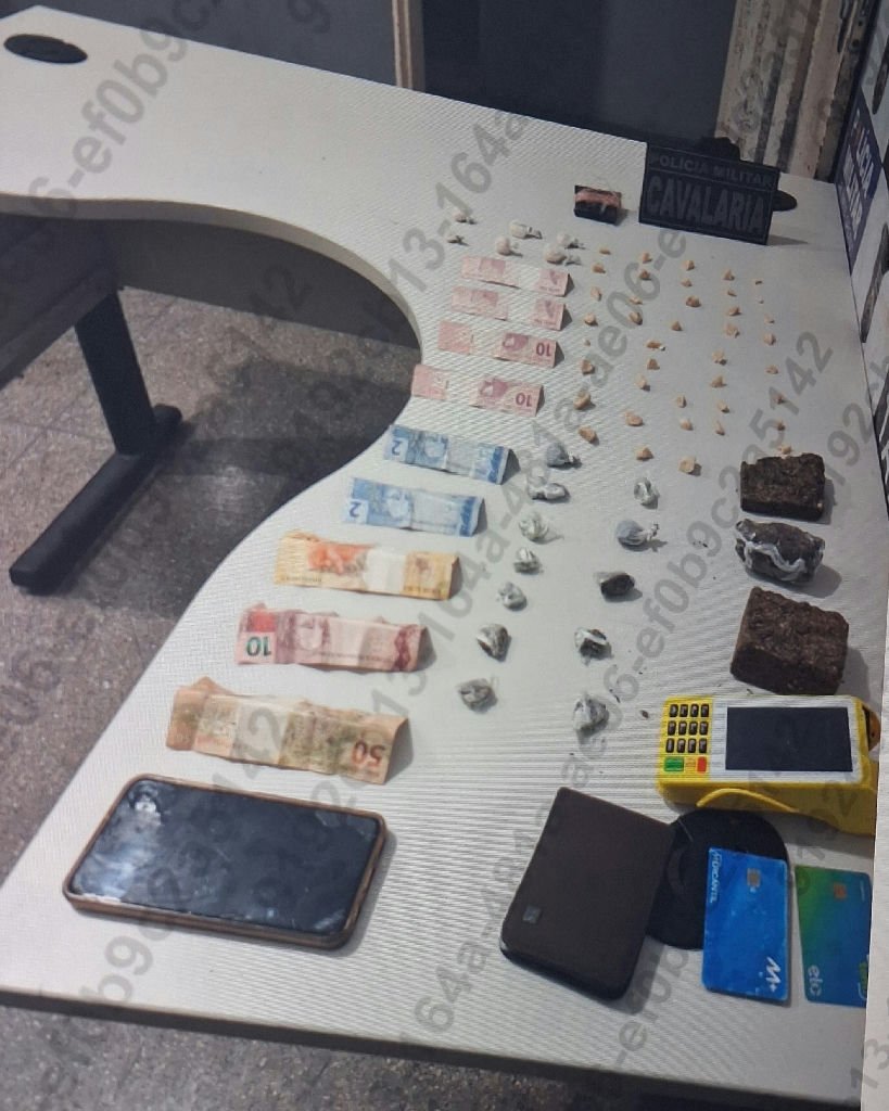 Homem é preso após agredir policial e ser flagrado com drogas em Rondonópolis