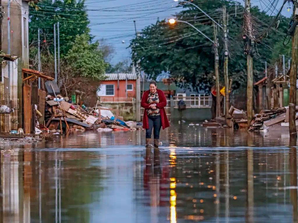 Mais de 40 cidades no Rio Grande do Sul enfrentam danos por temporais