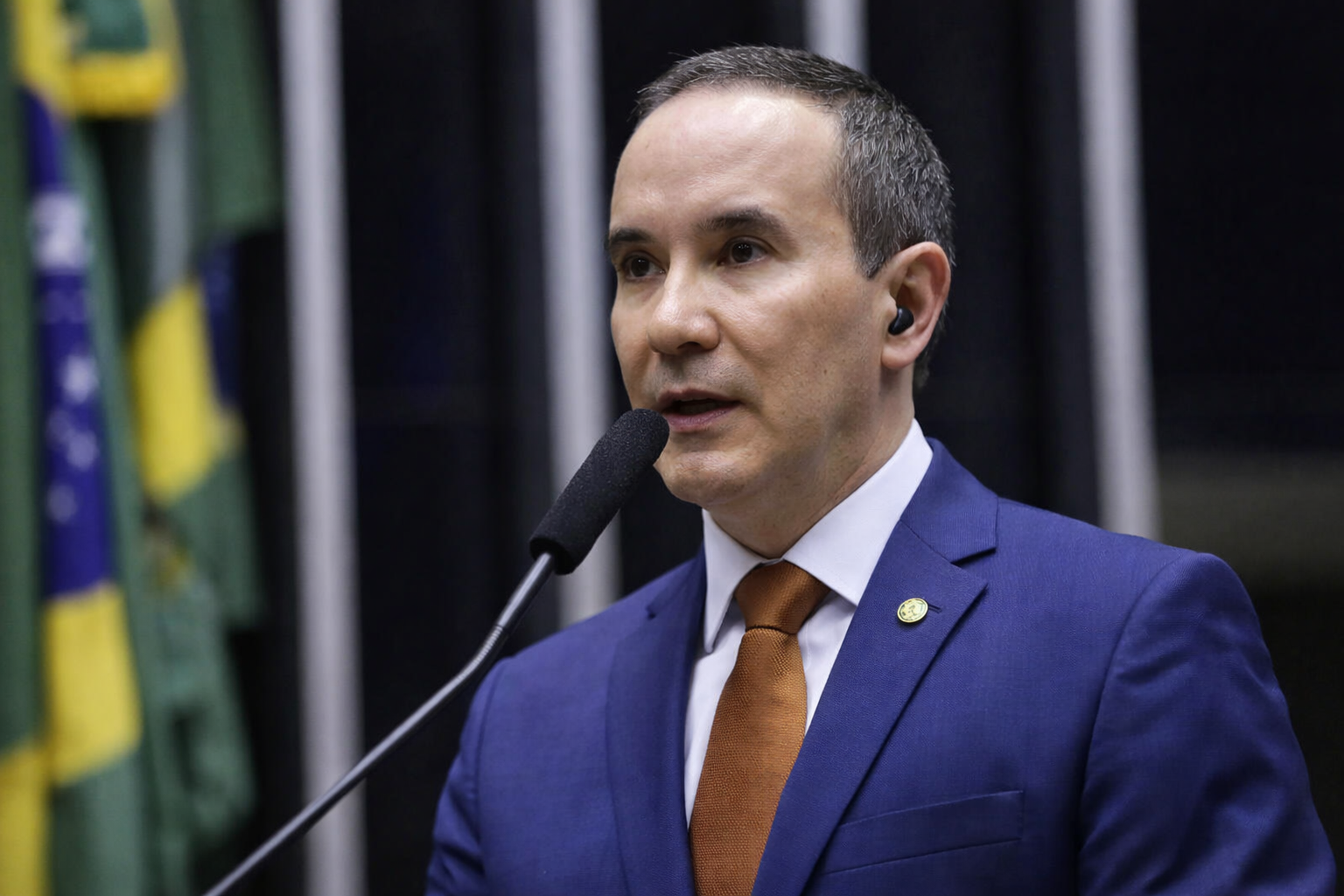 Câmara aprova proposta que prioriza recursos para escolas inclusivas