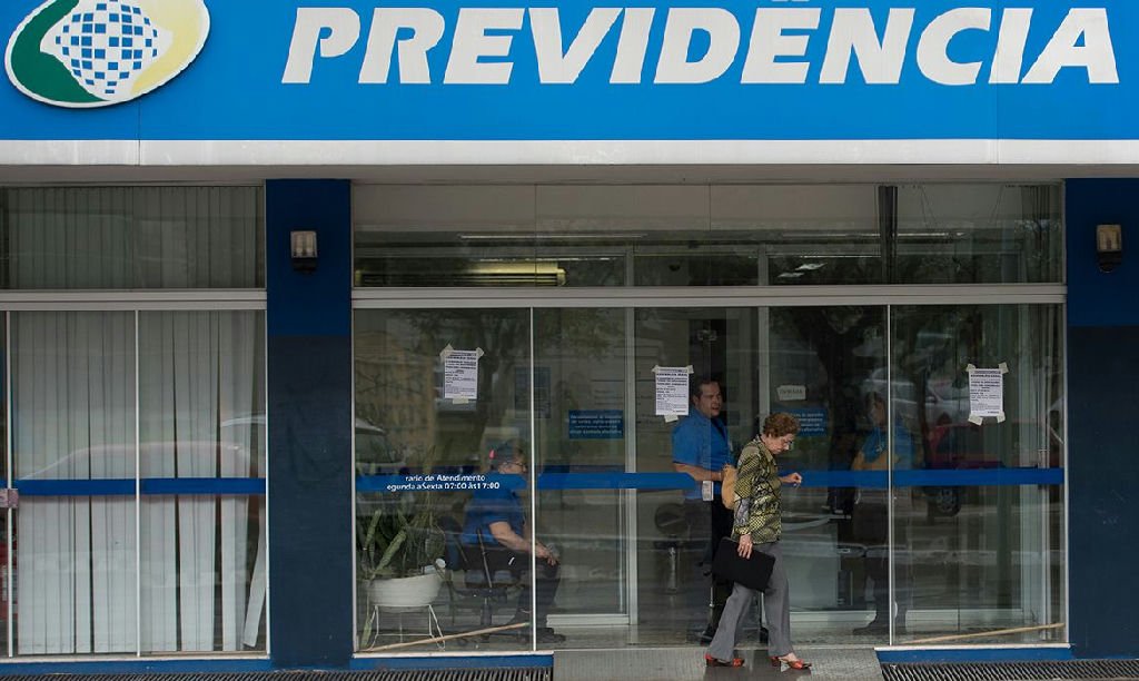 Governo libera R$ 547 milhões para reembolso de beneficiários do INSS