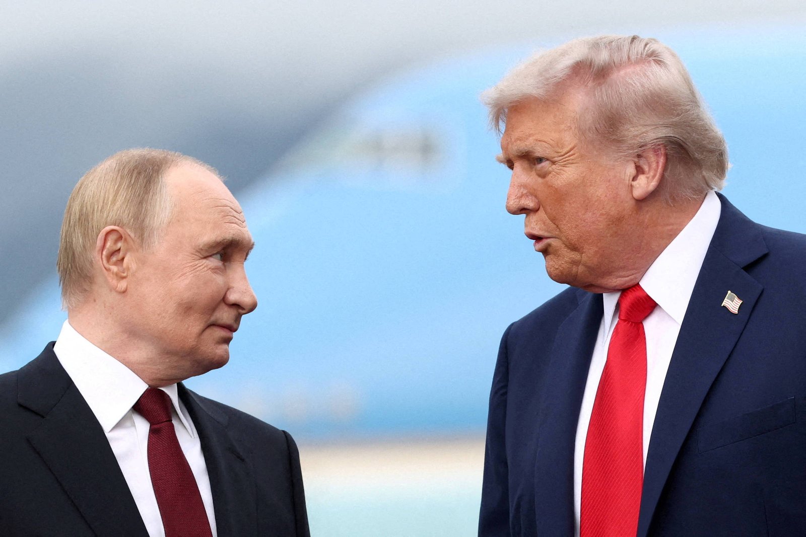 Trump ignora interferência russa em discurso sobre fraude eleitoral