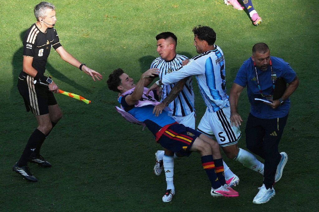 Argentina e a falta de esportividade na final da Copa do Mundo