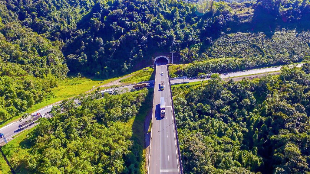 EPR conquista leilão e assume a rodovia Régis Bittencourt da Arteris