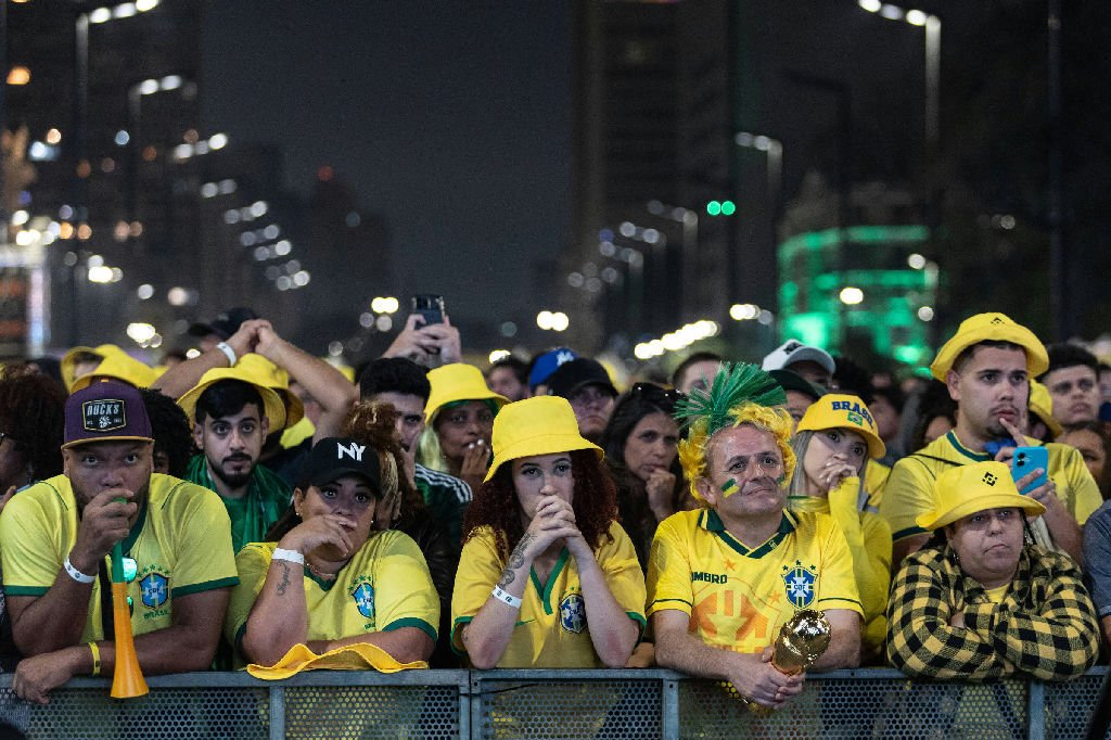 Interesse no futebol atinge 64% dos brasileiros, revela pesquisa Datafolha