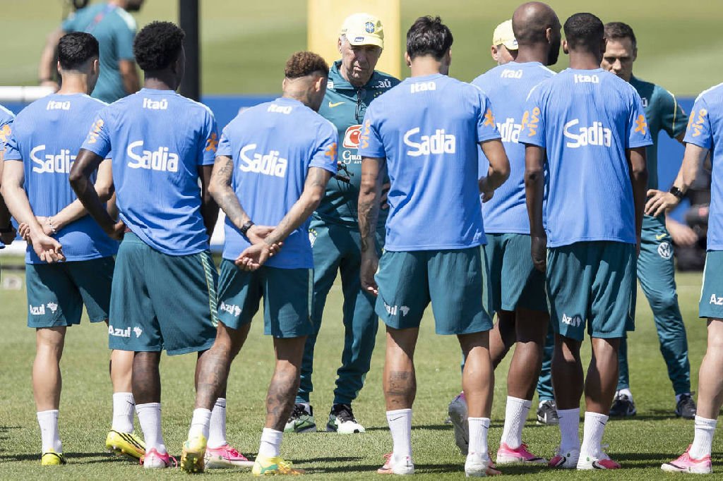 Jogadores são considerados mais culpados que Ancelotti pela eliminação da seleção, aponta pesquisa