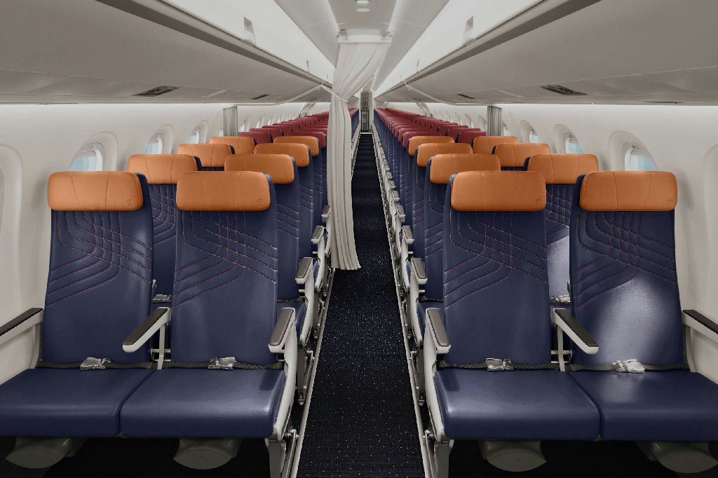 Latam apresenta classe premium em aviões Embraer e195-e2 no Brasil