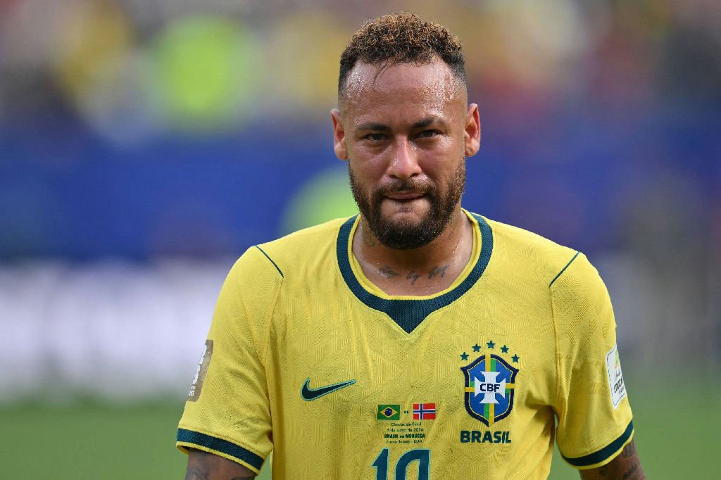 Neymar anuncia aposentadoria da seleção brasileira: veja os números do craque