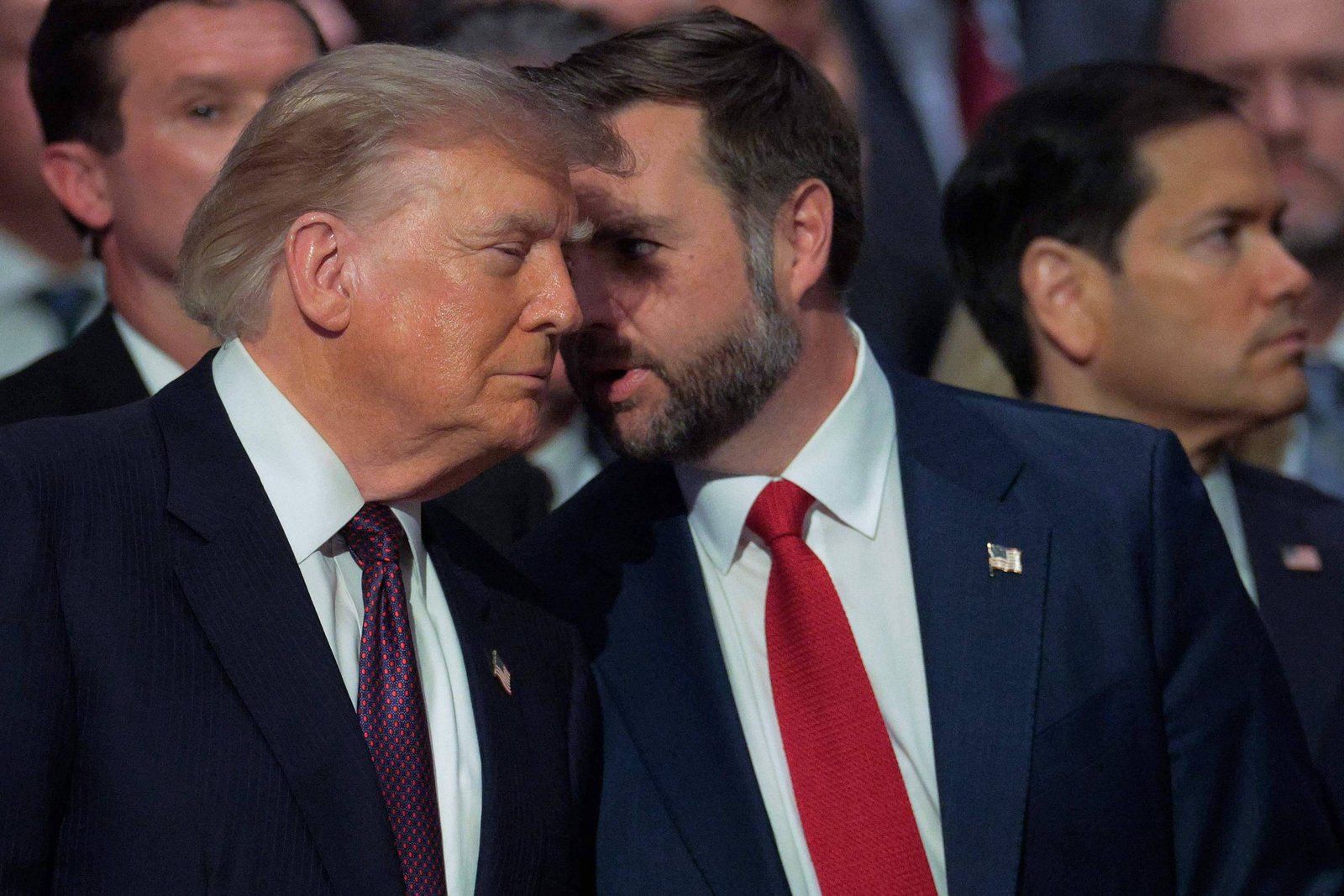 Por que J. D. Vance ainda se destaca em relação a Marco Rubio na corrida sucessória de Trump