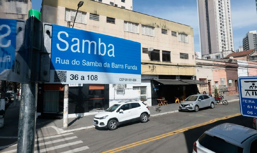 Rua do Samba é oficialmente inaugurada em São Paulo, celebrando a história do gênero