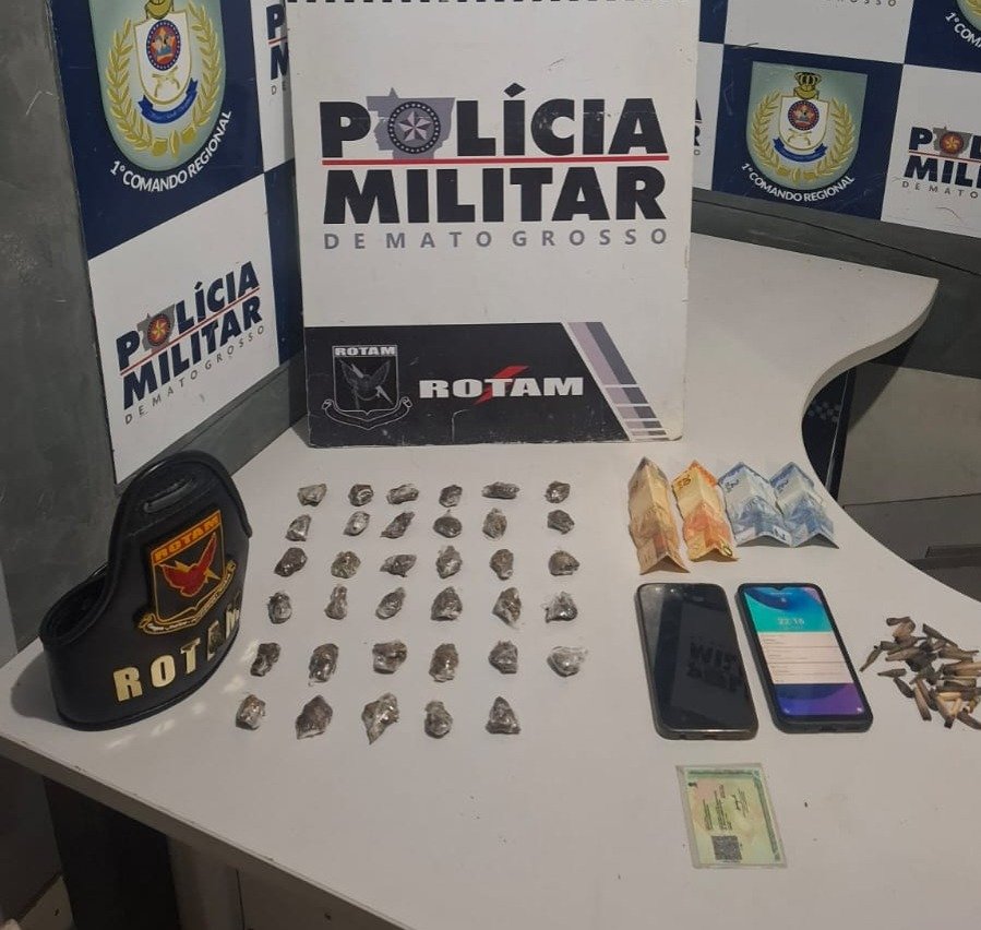 Três homens são presos com 70 porções de maconha após perseguição em Cuiabá