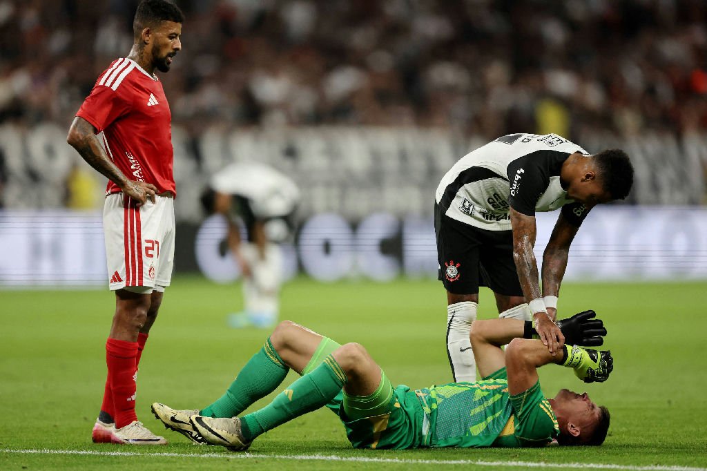 A guerra anticera e o futuro do futebol brasileiro