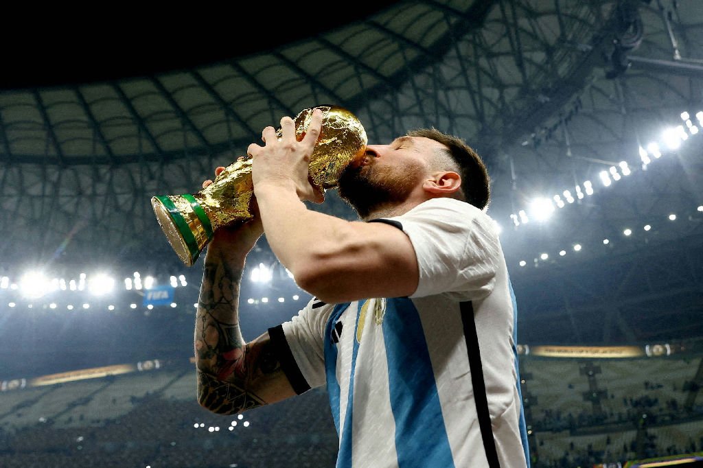 A trajetória de Messi na seleção argentina: do equívoco à consagração
