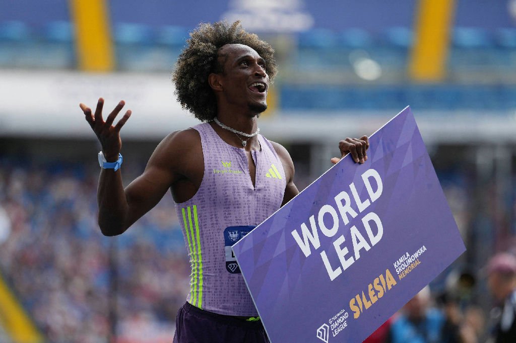 Alison dos Santos conquista melhor tempo do ano nos 400 m com barreiras na Silésia