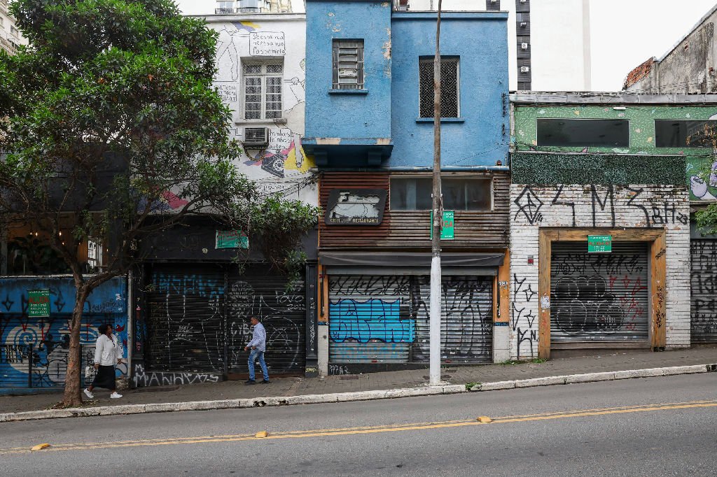 Aluguel comercial cresce 11% em um ano, enquanto venda de escritórios perde valor real, aponta Fipezap