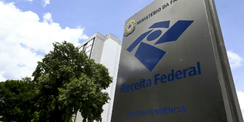 Arrecadação federal atinge R$ 289,3 bilhões em julho, com crescimento de 8,97%