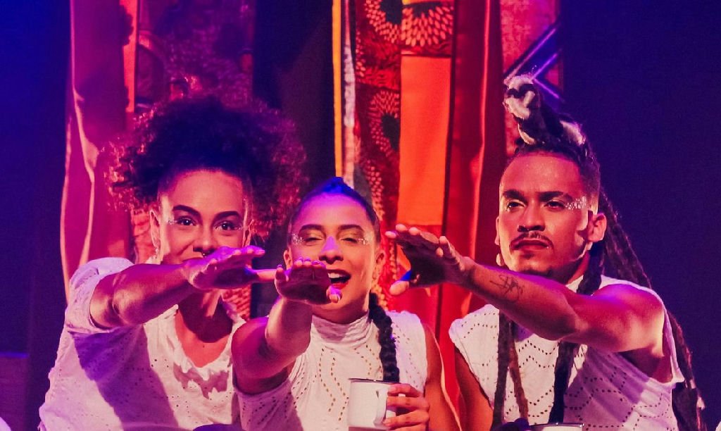 Bahia recebe festival internacional de teatro com programação diversificada