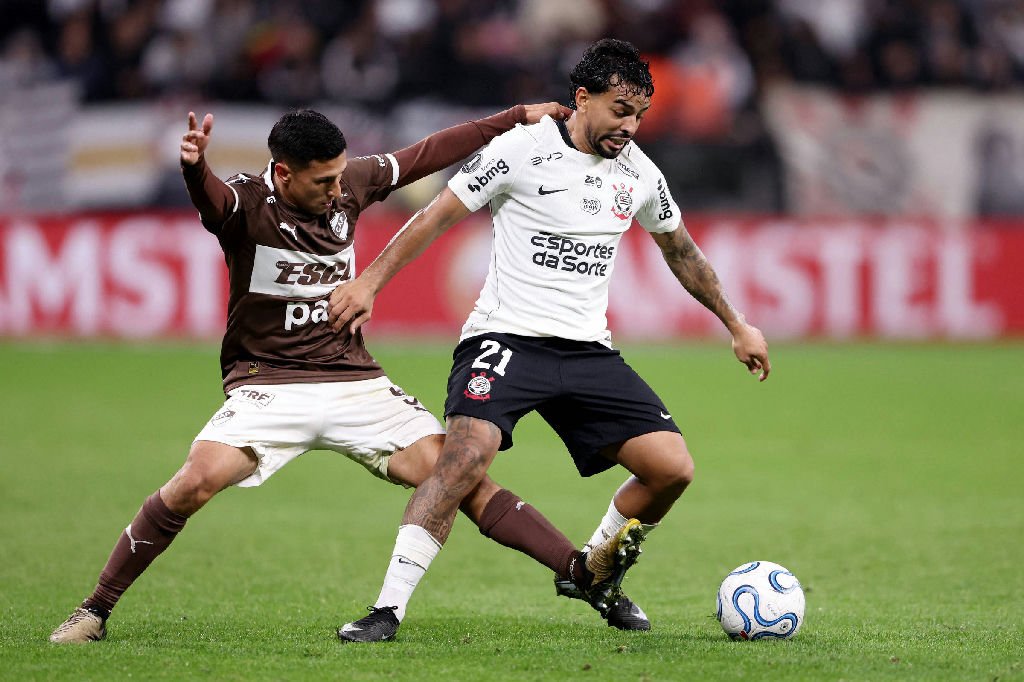 Brasil e Argentina disputam liderança na Libertadores com jogos decisivos