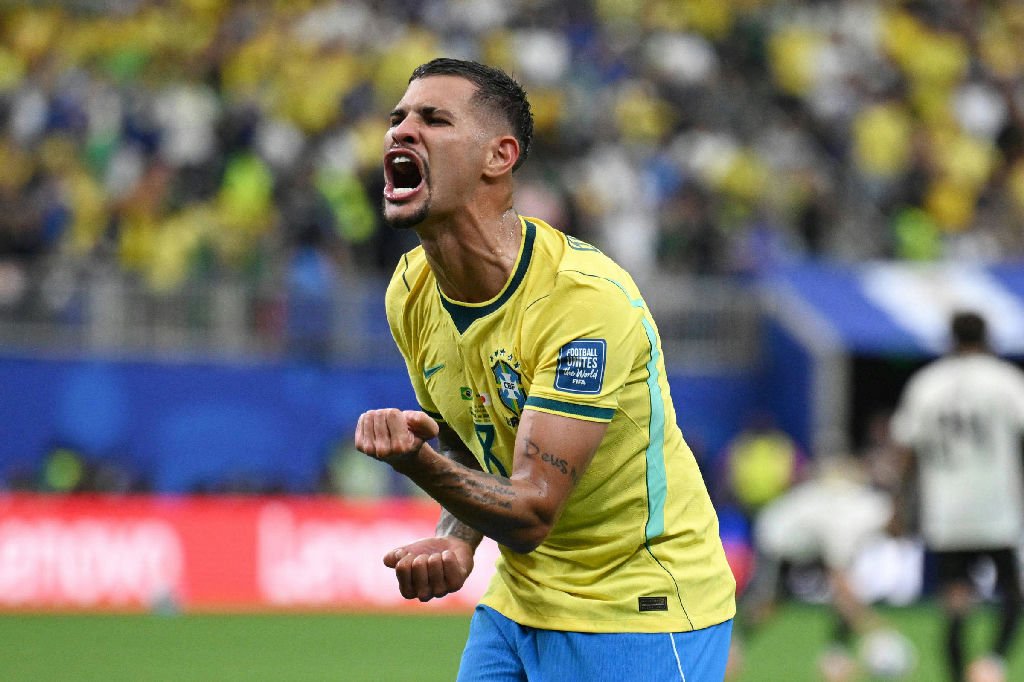 Bruno Guimarães é contratado pelo Arsenal em negociação de £ 75 milhões