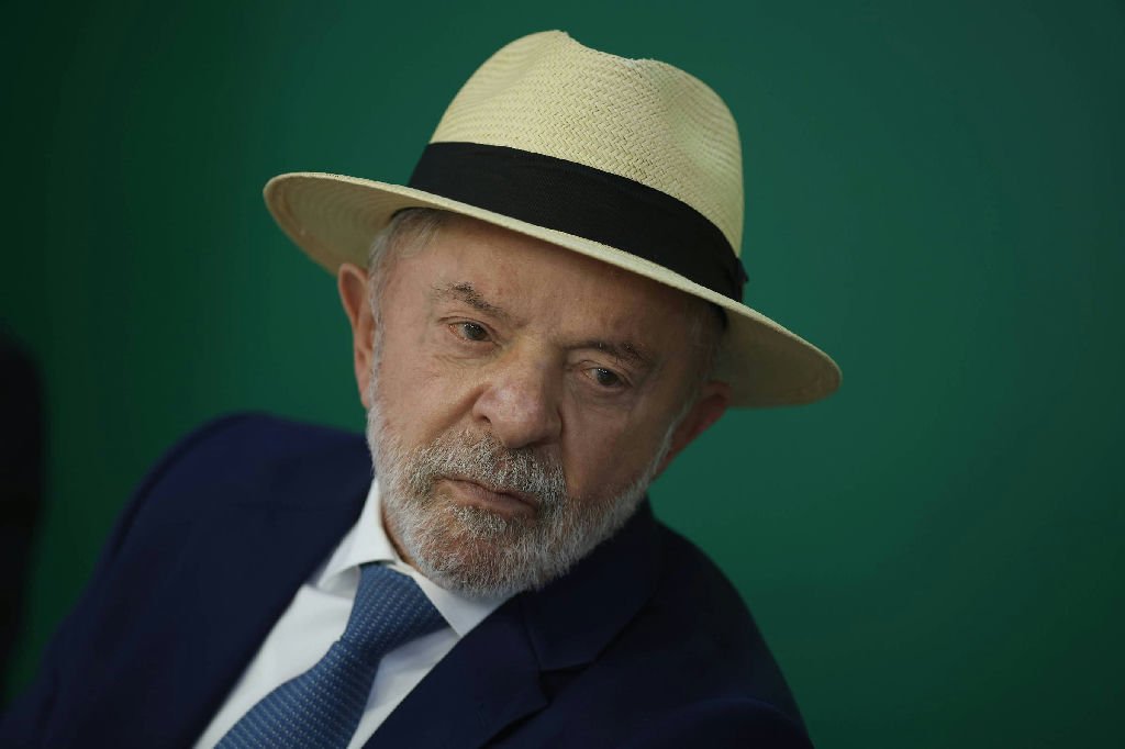Candidatos à presidência e a elite: conversas vazias sobre economia