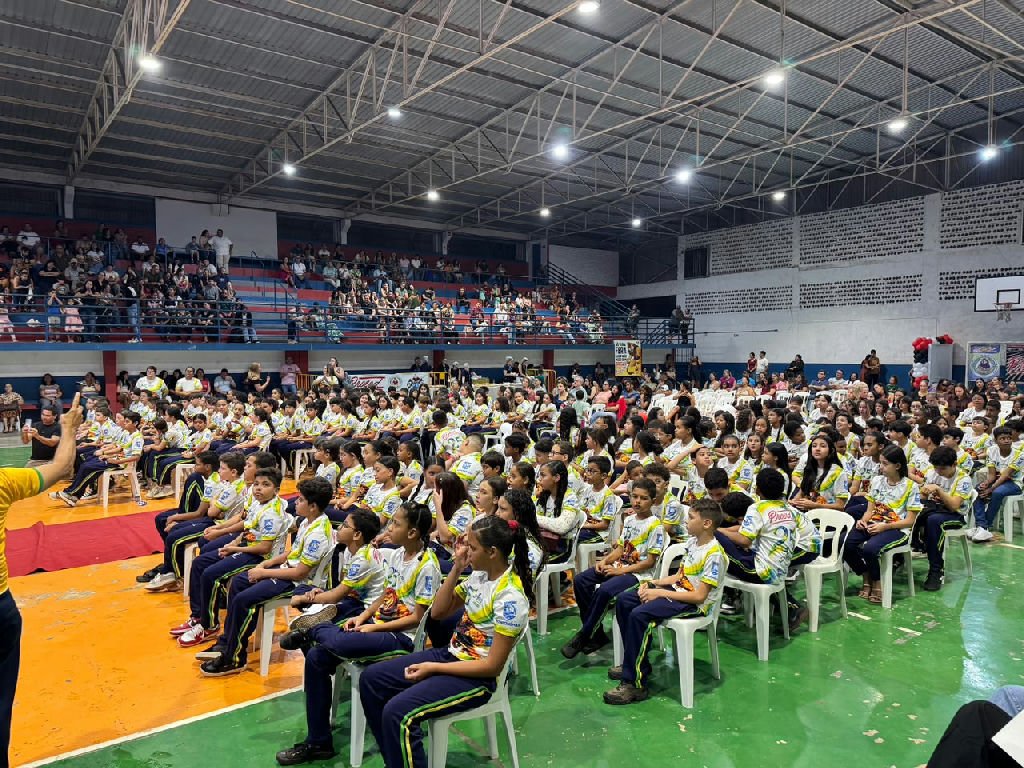 Cerimônia marca formatura de mais de 220 alunos do PROERD em Rondonópolis